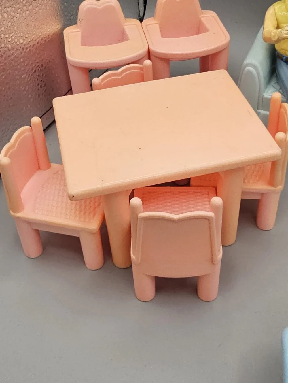 Playskool sun bleaching